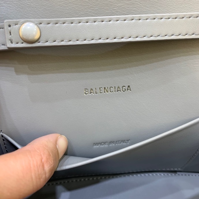 Balenciaga Big Hourglass Wallet With Chain Crocodile Embossed Shoulder Bag Gray